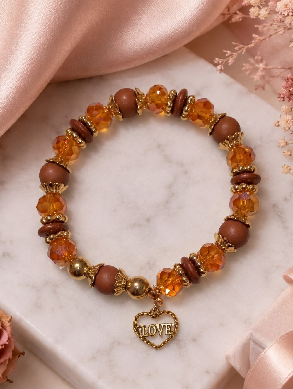 Handmade Amber Wood Gold-tone Crystal LOVE Heart Charm Beaded Heart Bracelet